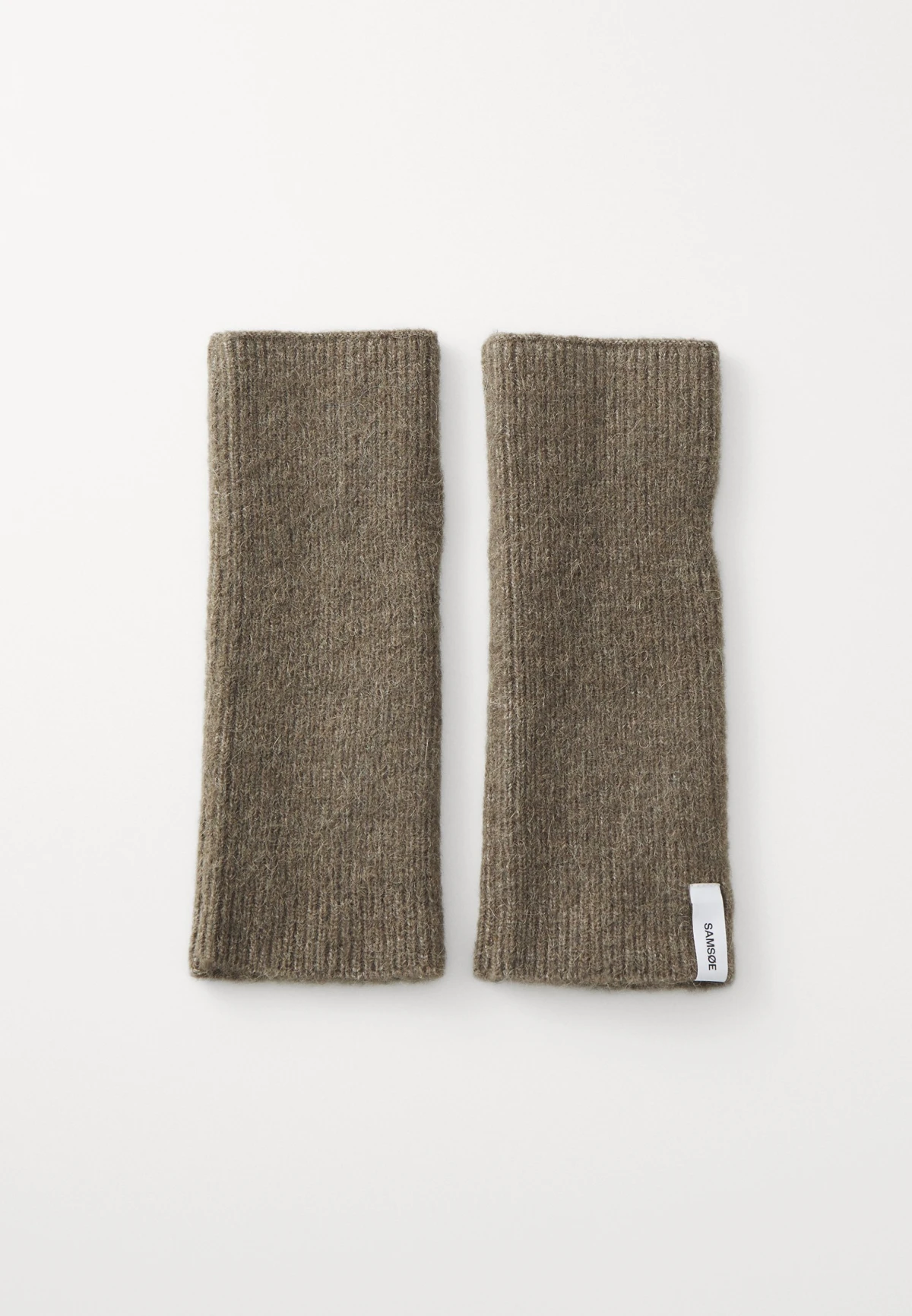 SAMSOE SAMSOE ARMWARMER RUKAVICE BEZ PRSTIJU 49,77 eurhttps://www.zalando.hr/samsoee-samsoee-armwarmer-rukavice-bez-prstiju-brown-sa351a00e-o11.html