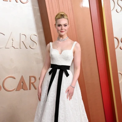 Elle Fanning 