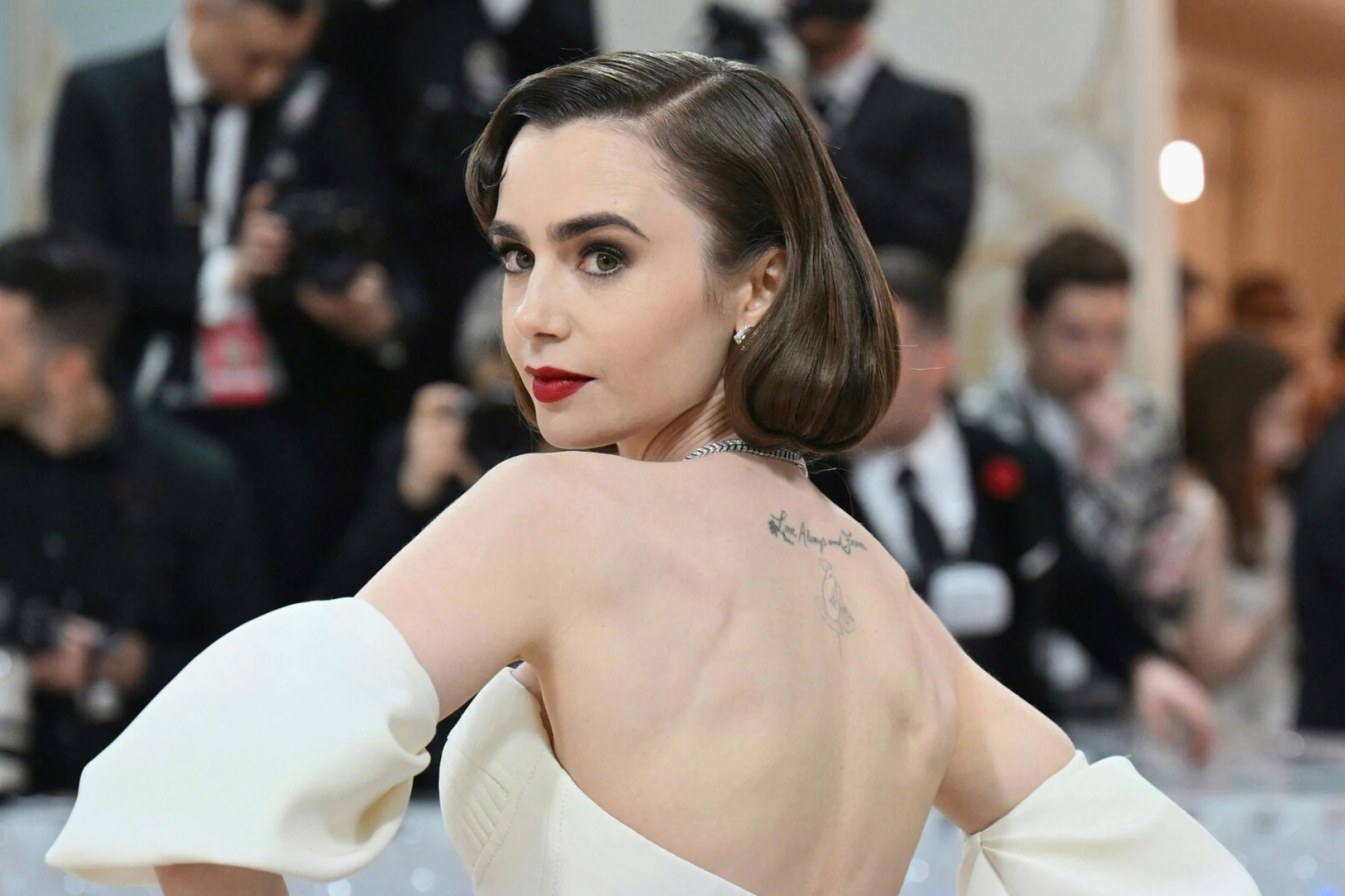 Lily Collins