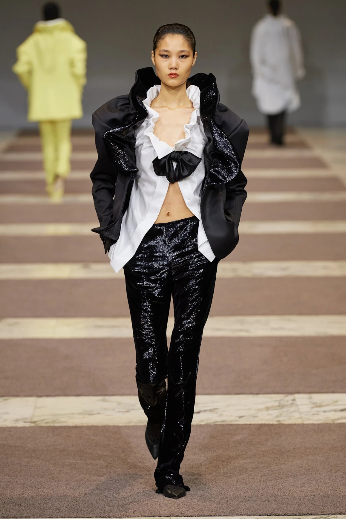 Viktor & Rolf fw22 couture