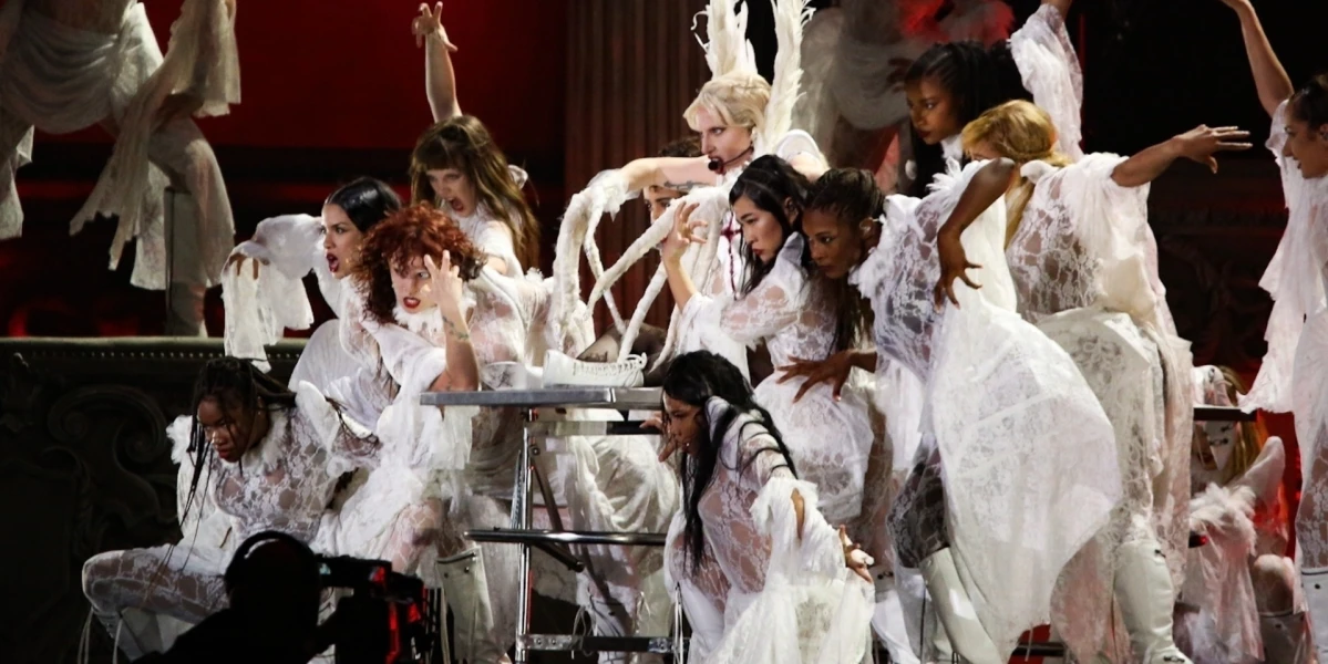 Lady Gaga, Copacabana