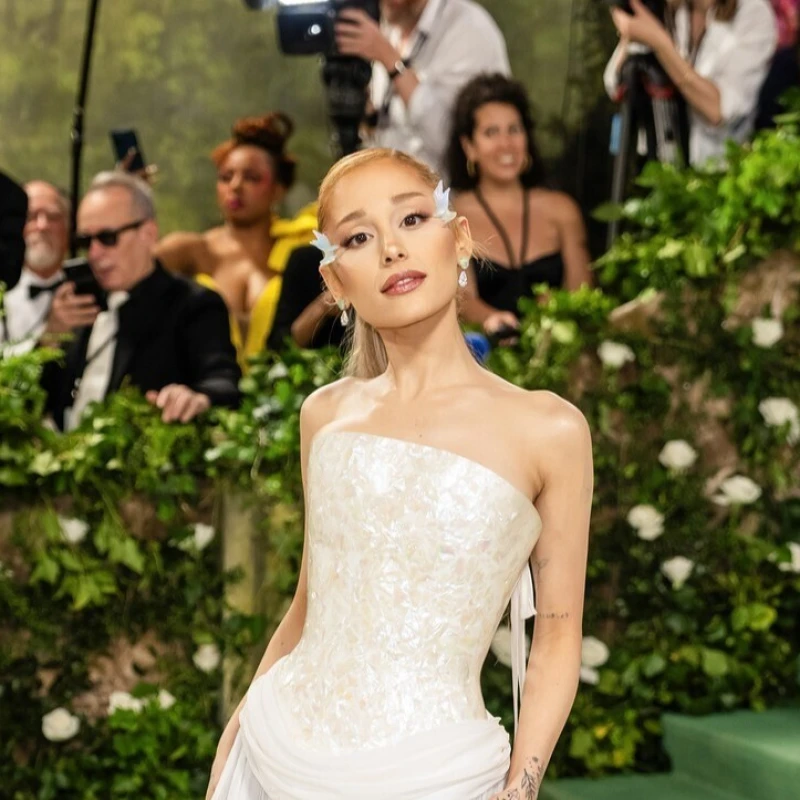 ariana grande