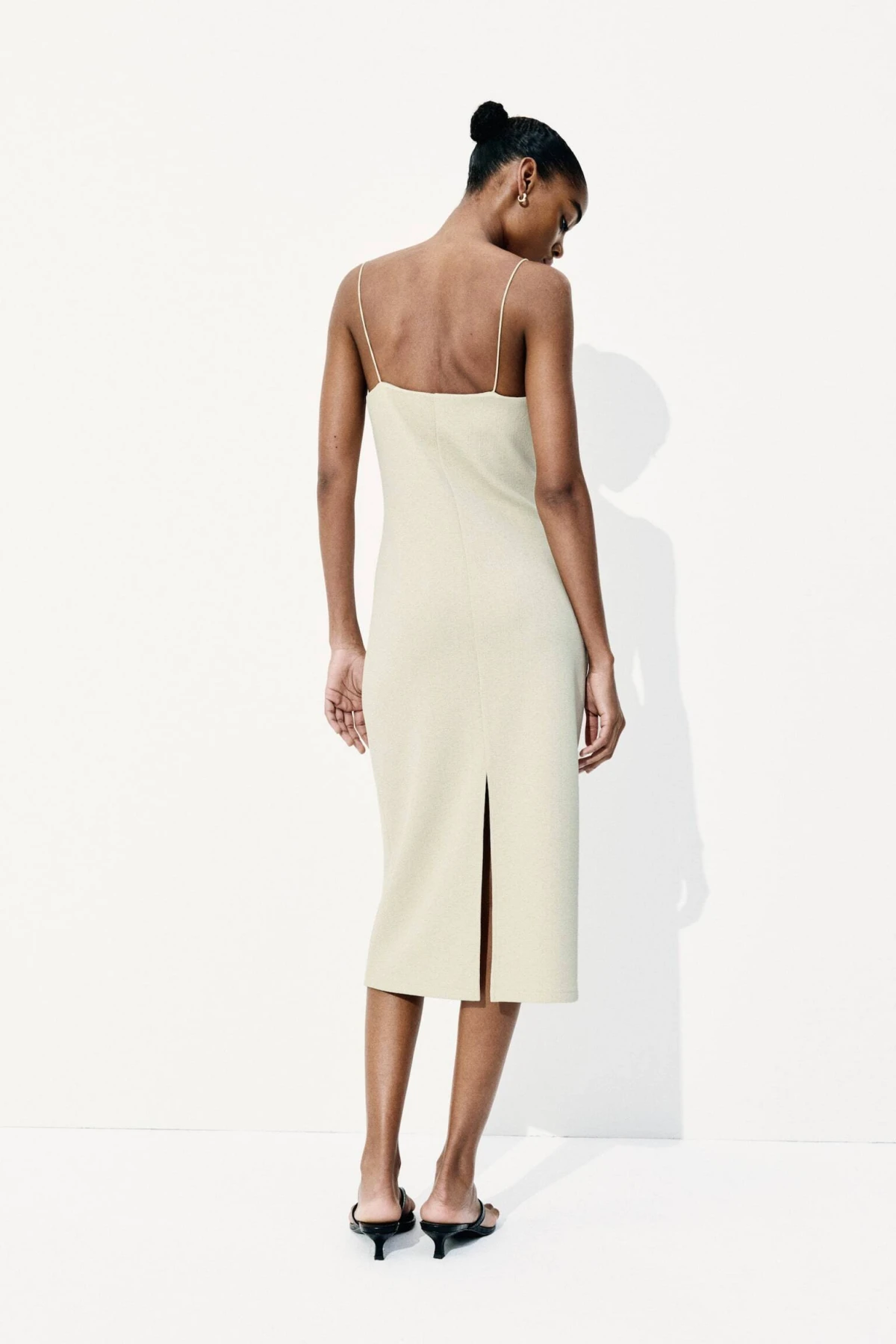 haljina 24,99 eur 