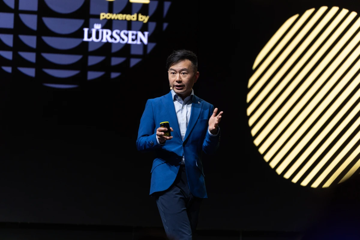 Howard Yu