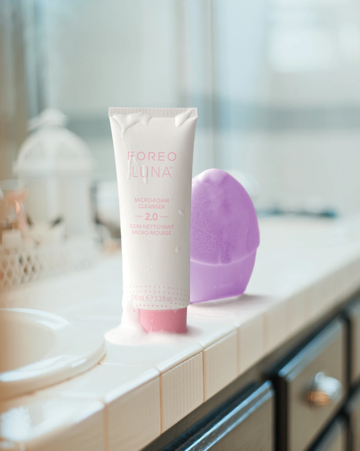 Luna micro-foam cleanser