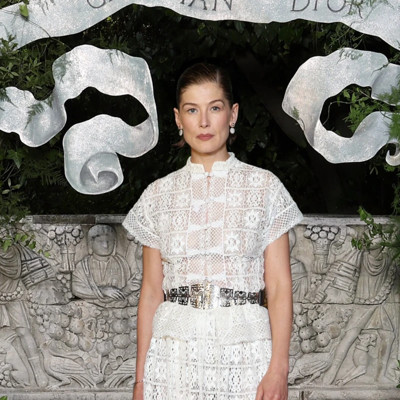 Rosamund Pike