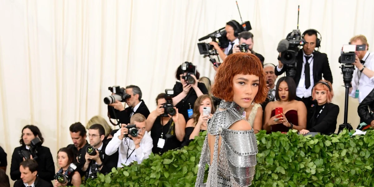 Zendaya na MEt Gali 2018. u Atelier Versace