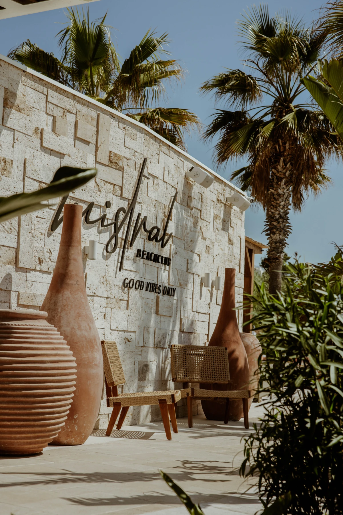 mistral beach club