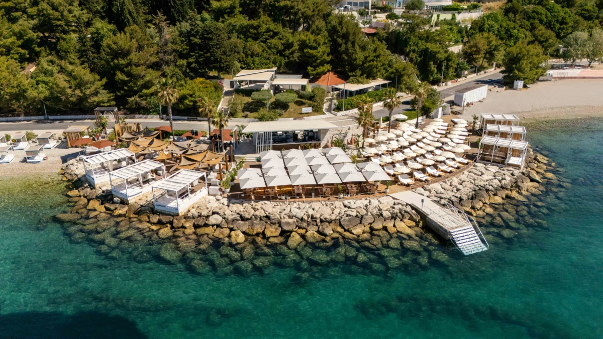 mistral beach club