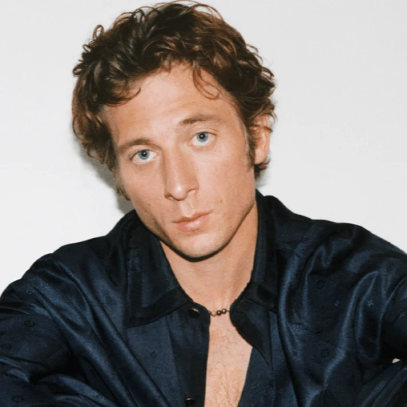 Jeremy Allen White