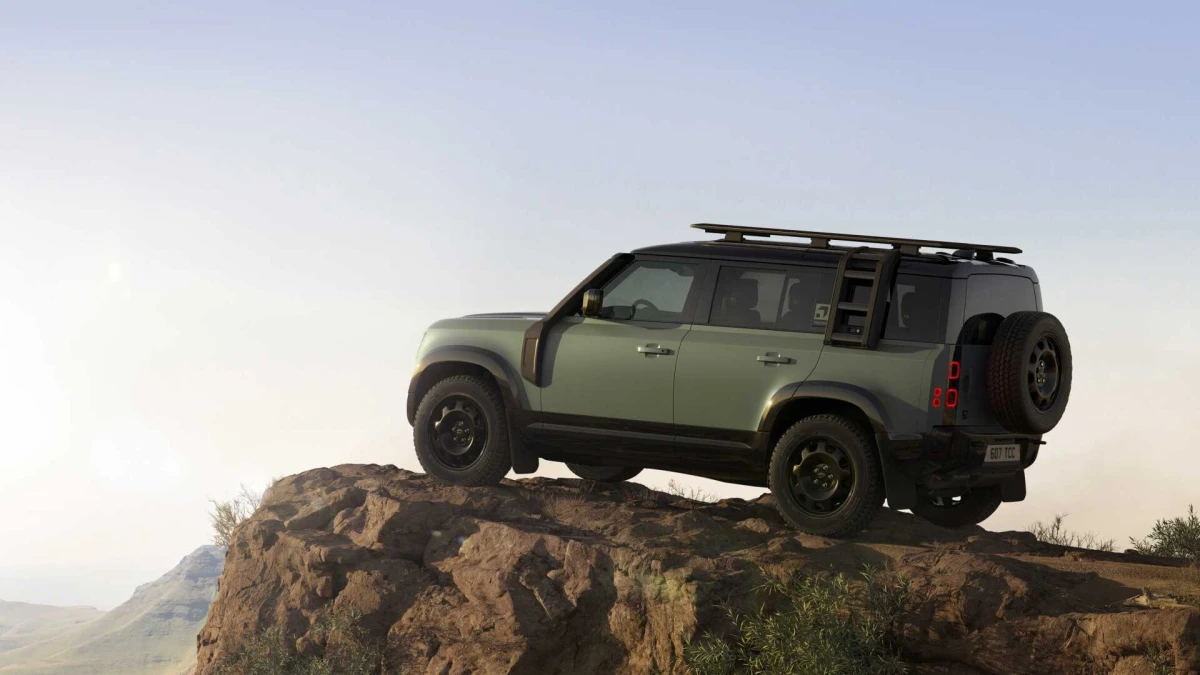 defender trophy