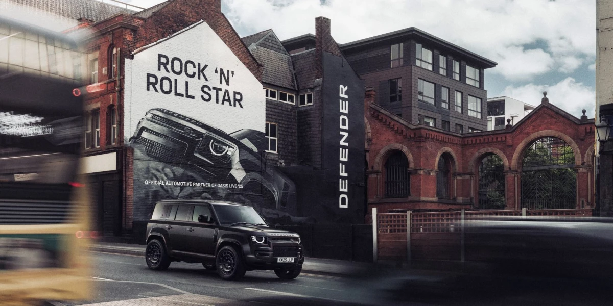 defender octa black