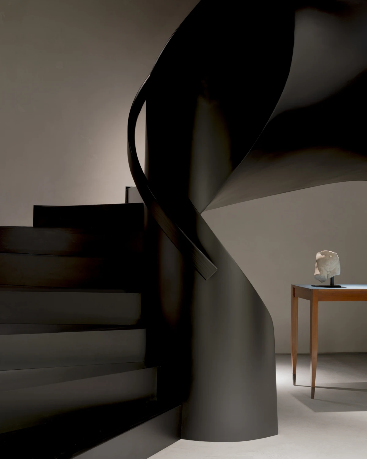 Zavirite u interijer prve Saint Laurent trgovine u Napulju