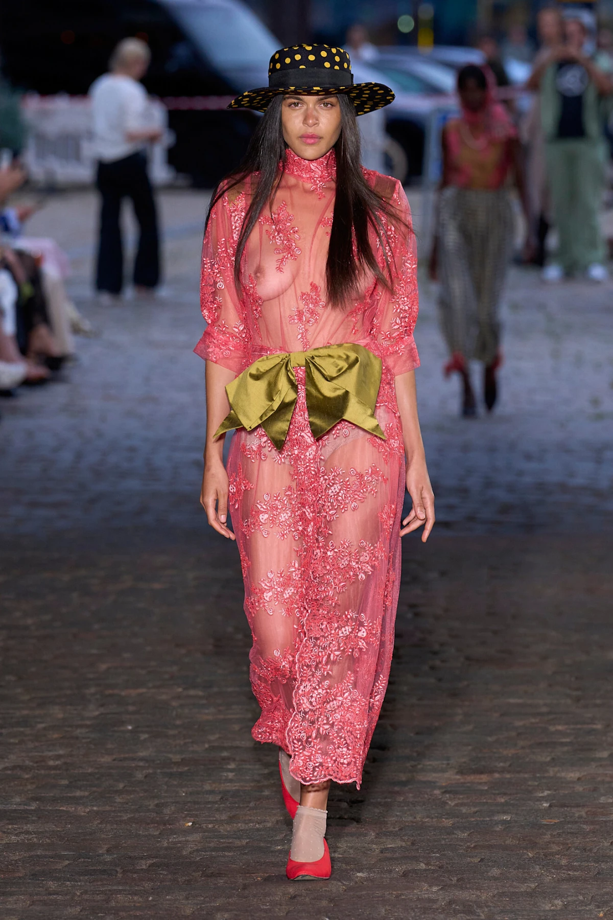 Moda koja pleše između inovacije, nostalgije i održivosti: Ovo su najbolje kolekcije s Tjedna mode u Kopenhagenu