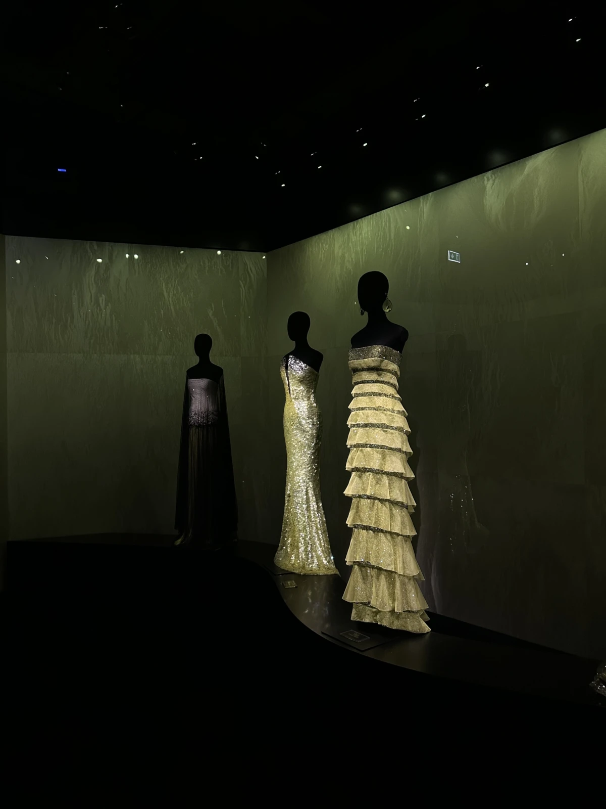 20 godina besprijekorne mode: Posjetili smo Armani izložbu u Milanu