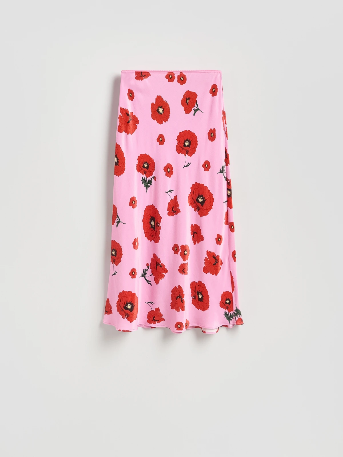 Top 10 komada za ljetni izlazak po uzoru na Jessicu iz serije Too Much