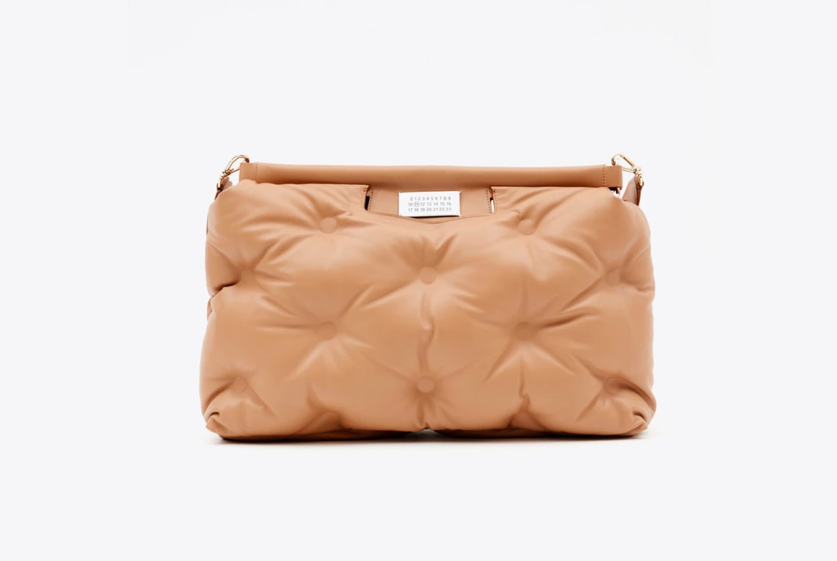 Jeste li se ikada zapitali što točno znače brojke na Maison Margiela logu?