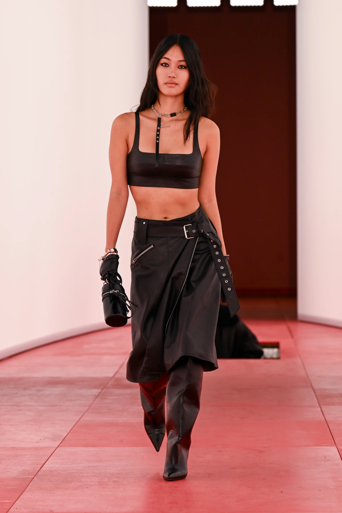 Romeo Beckham, Alex Consani i Lola Young oduševili na modnoj pisti H&amp;M&amp;180 revije