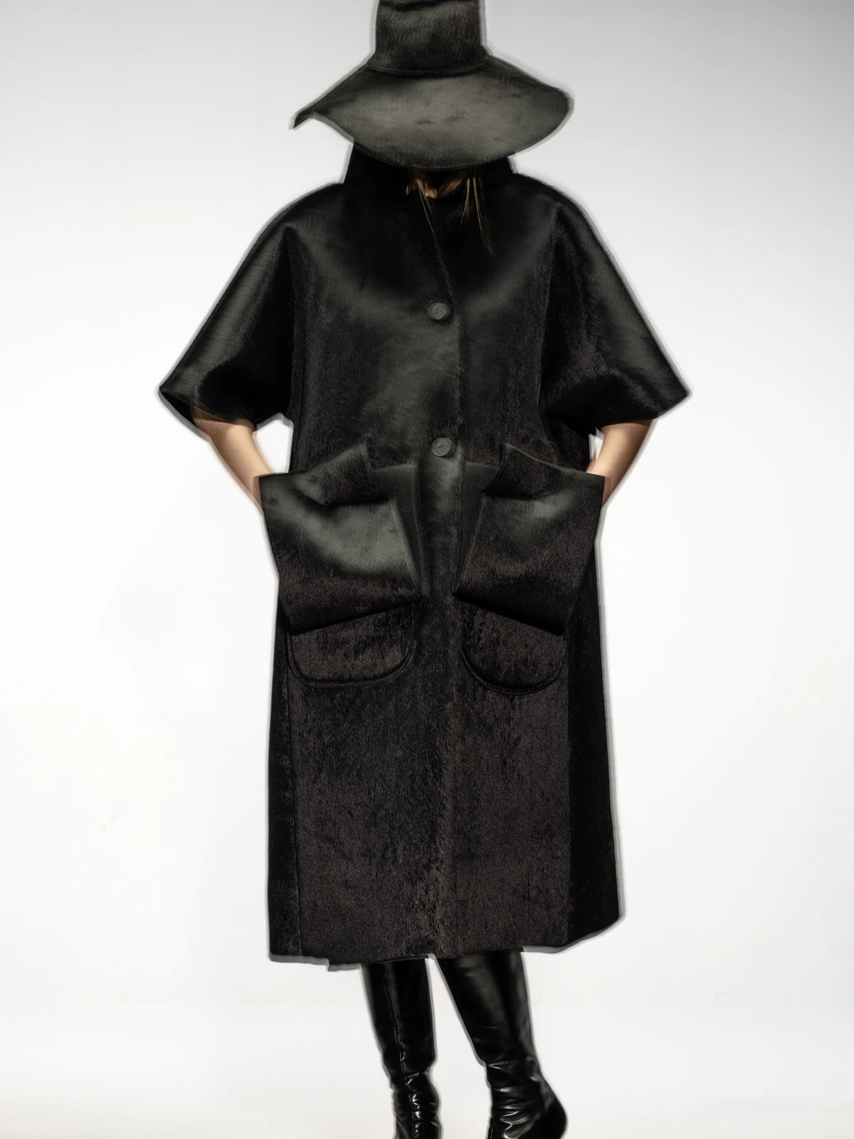 Pogledajte odličnu Xenia Design kampanju s couture kolekcijom u prvom planu