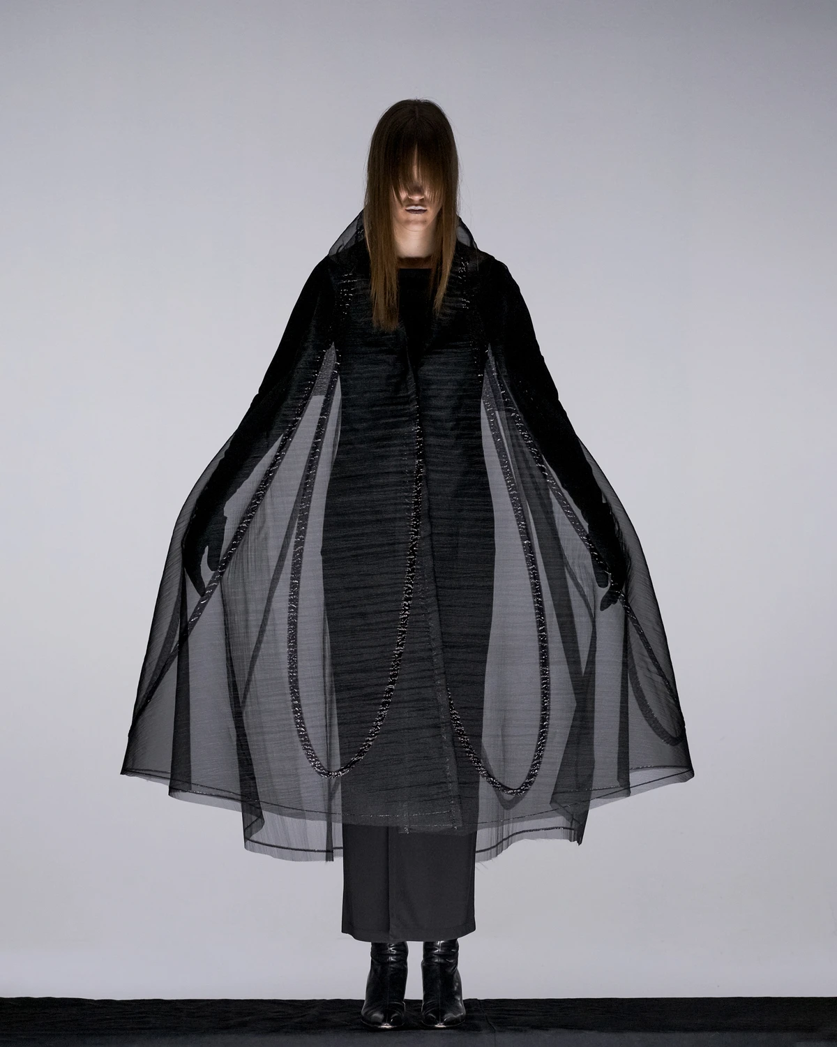 Pogledajte odličnu Xenia Design kampanju s couture kolekcijom u prvom planu