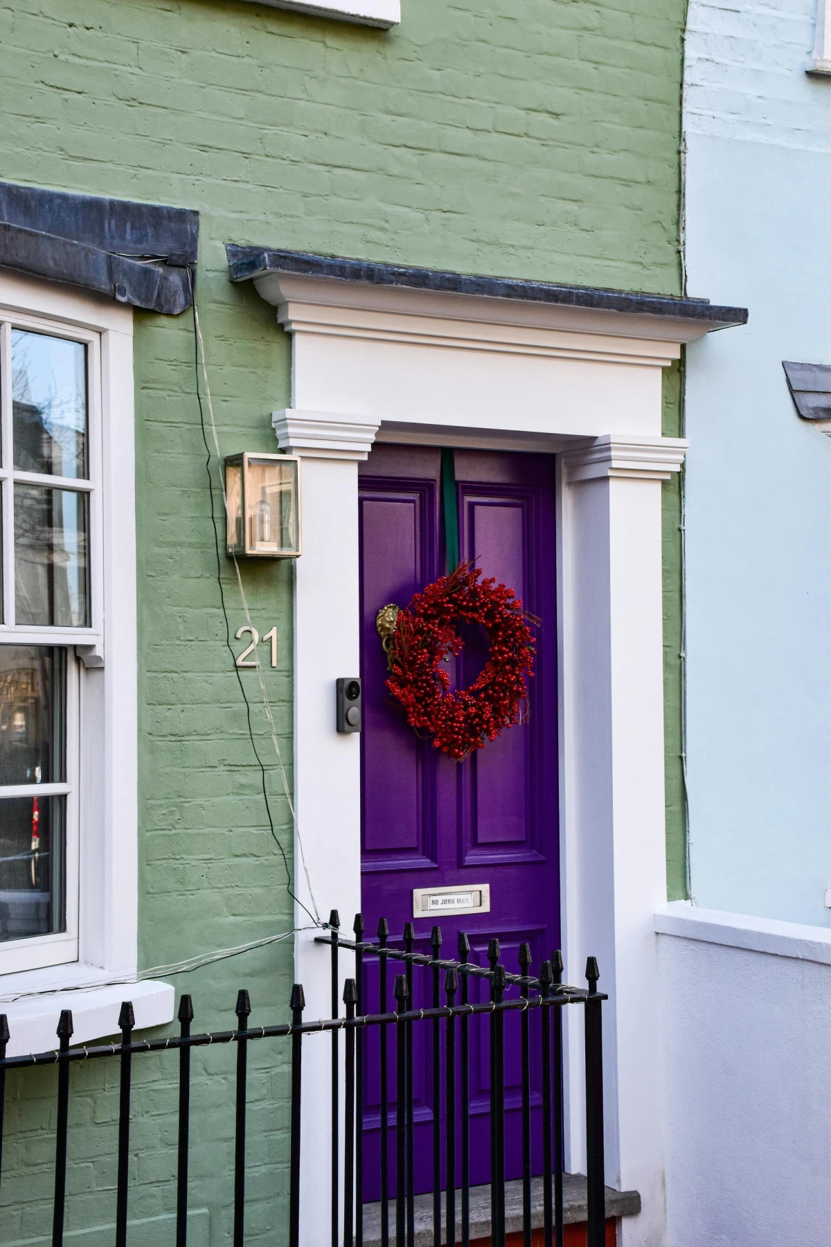 Želite obojiti ulazna vrata? Evo što stručnjaci preporučuju