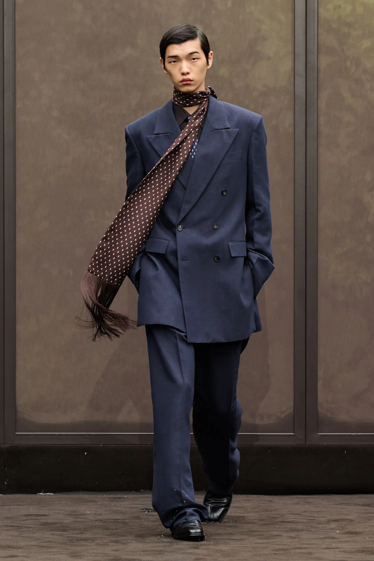 Maximilian Davis donosi duh 1920-ih u Ferragamo kolekciji za proljeće/ljeto 2026.