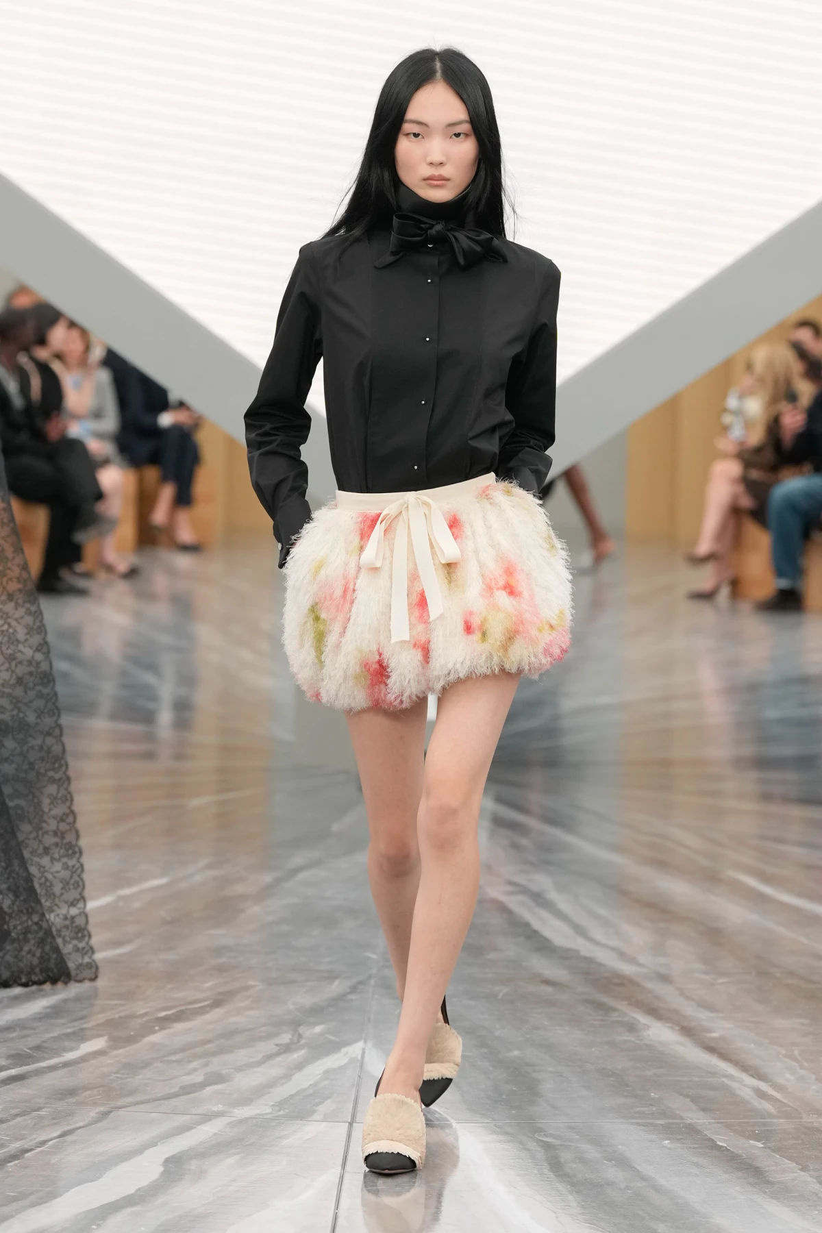 Pogledajte prvu žensku kolekciju Jonathana Andersona za Dior