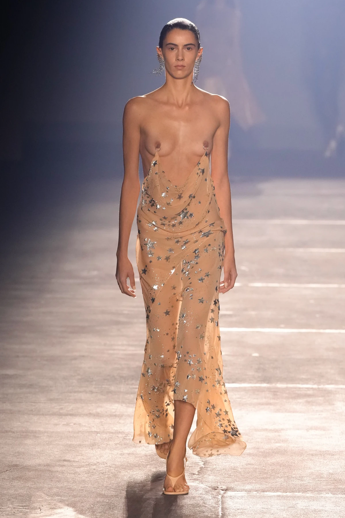 Izgleda li Mugler ponovo kao Mugler pod novim kreativnim direktorom?