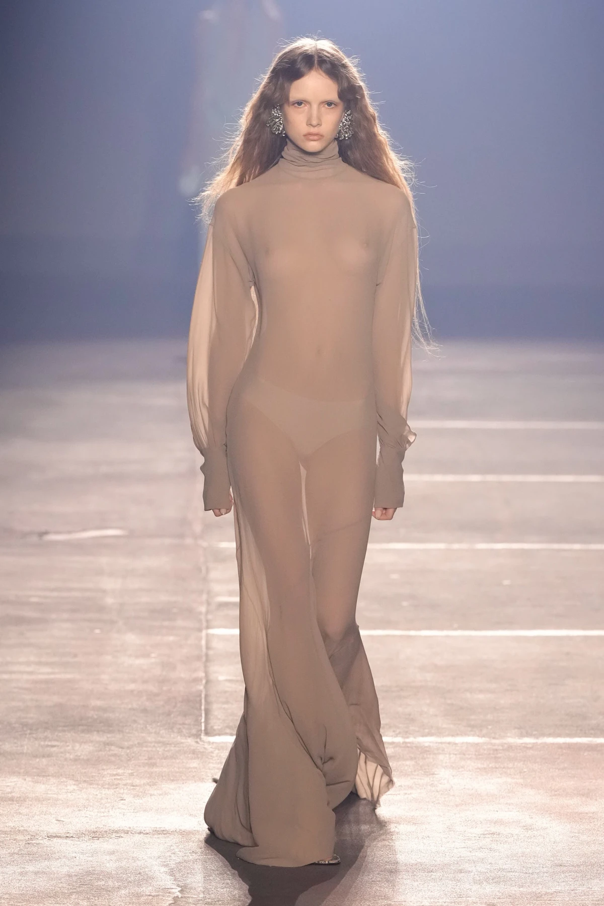 Izgleda li Mugler ponovo kao Mugler pod novim kreativnim direktorom?