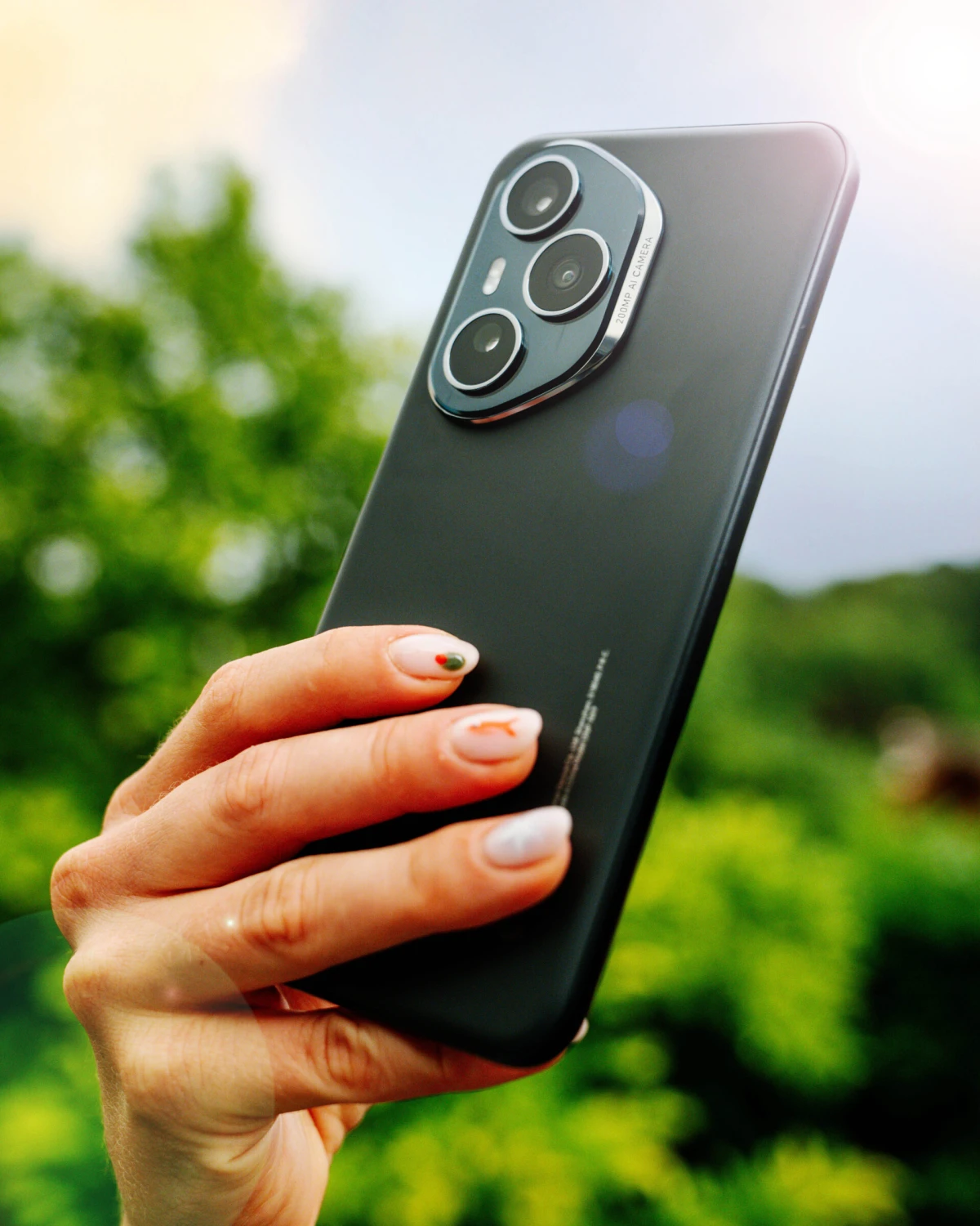 Ove jeseni opremi se HONOR pametnim telefonom uz top poklone