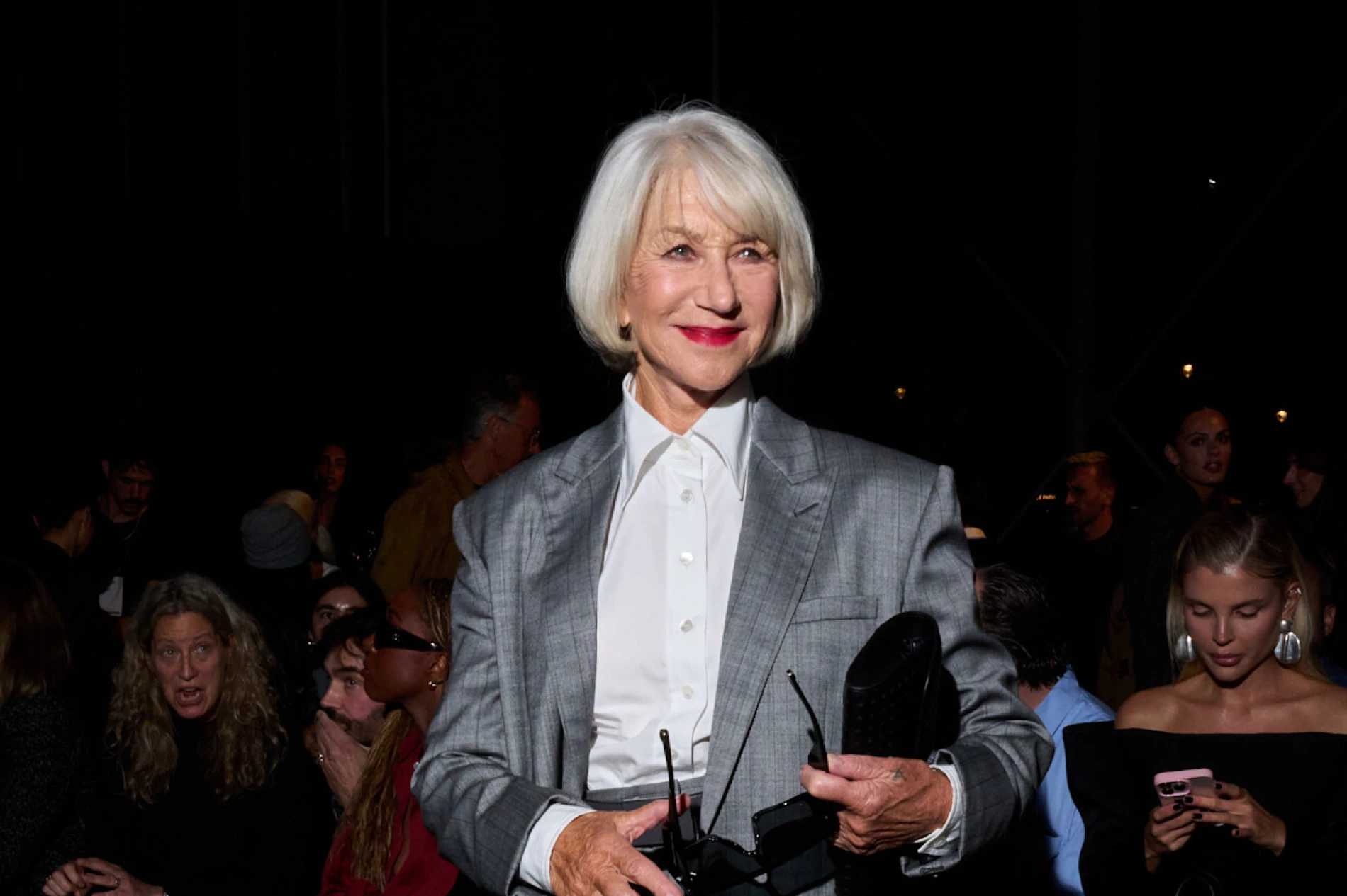 Sivo odijelo Helen Mirren o kojem ćemo sanjati