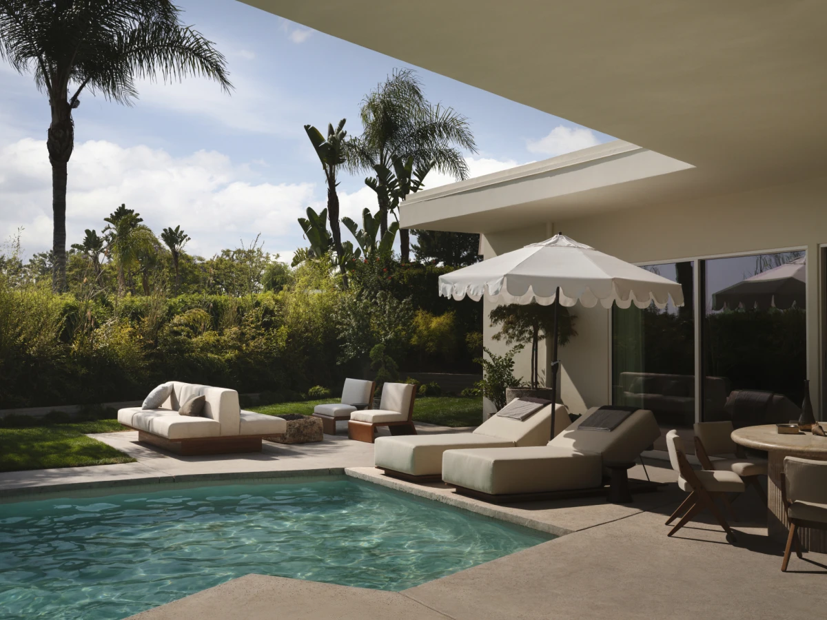 Definitivno se možemo zamisliti kako jesen provodimo uz ovaj luksuzni kamin na Beverly Hillsu