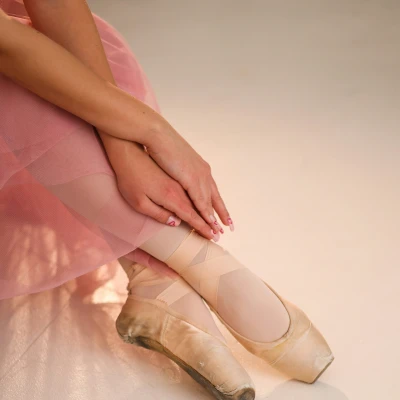 Ballet pink manikura je naš neočekivani beauty adut ove jeseni