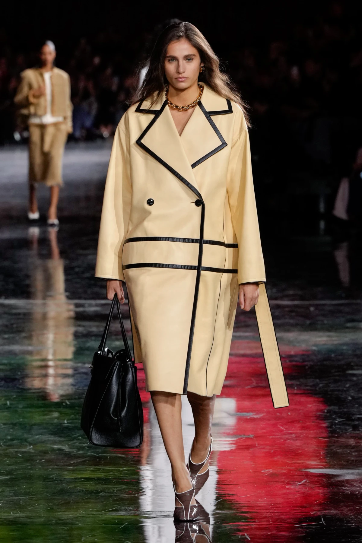 Matthieu Blazy u svojoj prvoj Chanel kolekciji balansira suvremeno i bezvremensko