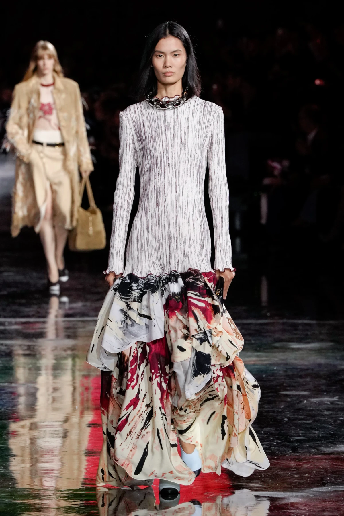 Matthieu Blazy u svojoj prvoj Chanel kolekciji balansira suvremeno i bezvremensko