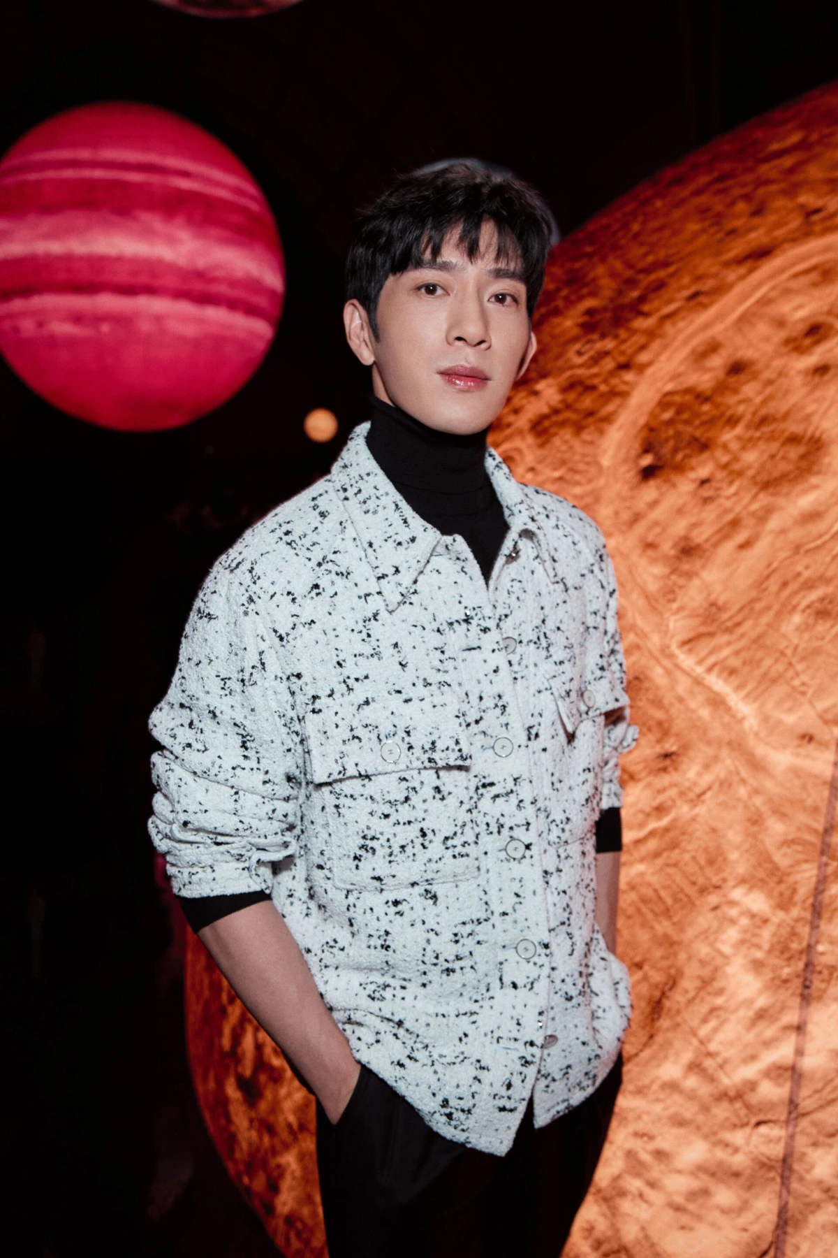 Tko je od poznatih pratio Chanel reviju iz prvog reda?