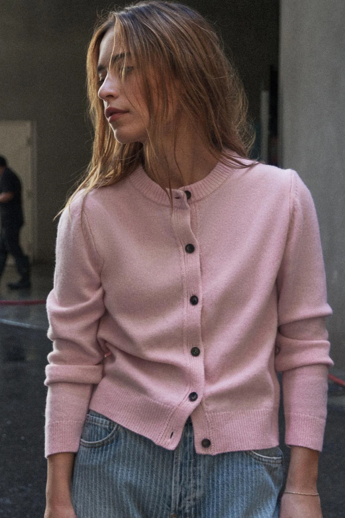 Iznenađujuća boja kradigana pojavila se na policama trgovina, i sviđa nam se!