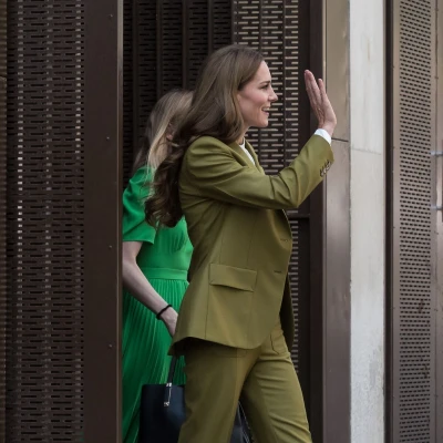 Je li ovo Victoria Beckham odijelo nova omiljena kombinacija Kate Middleton?