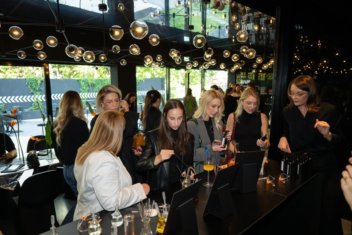 Yasenka lansirala dodatak prehrani za rast kose koji odlično djeluje