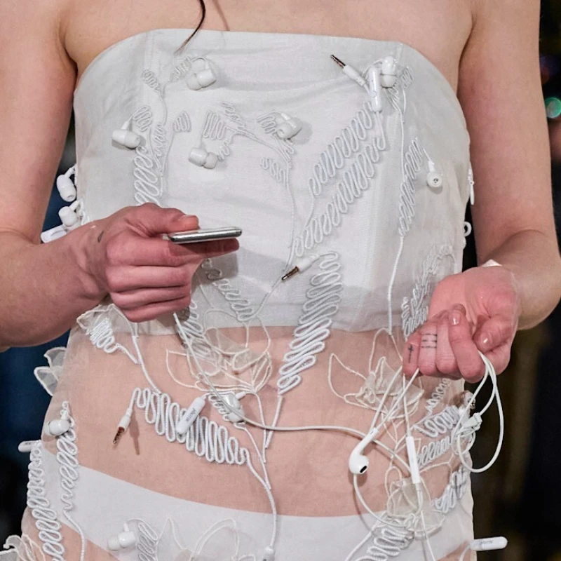 Slažete li se s nama da je ovih 10 pjesama trebalo biti na listi najboljih pjesama 21. stoljeća?