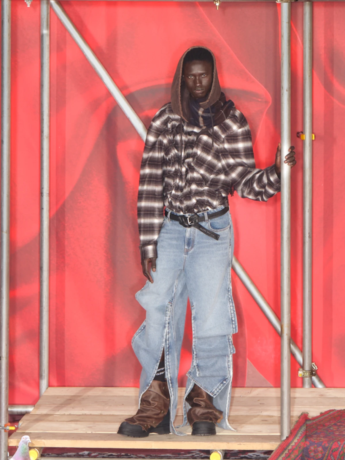 Glenn Martens za Elle: ''Sve što radim dolazi iz pronalaženja ljepote u neočekivanom''