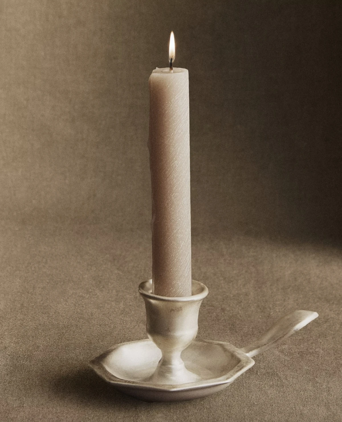 Božić nikad nije izgledao ljepše, a ovo su top detalji koje vrijedi uloviti u Zara Homeu