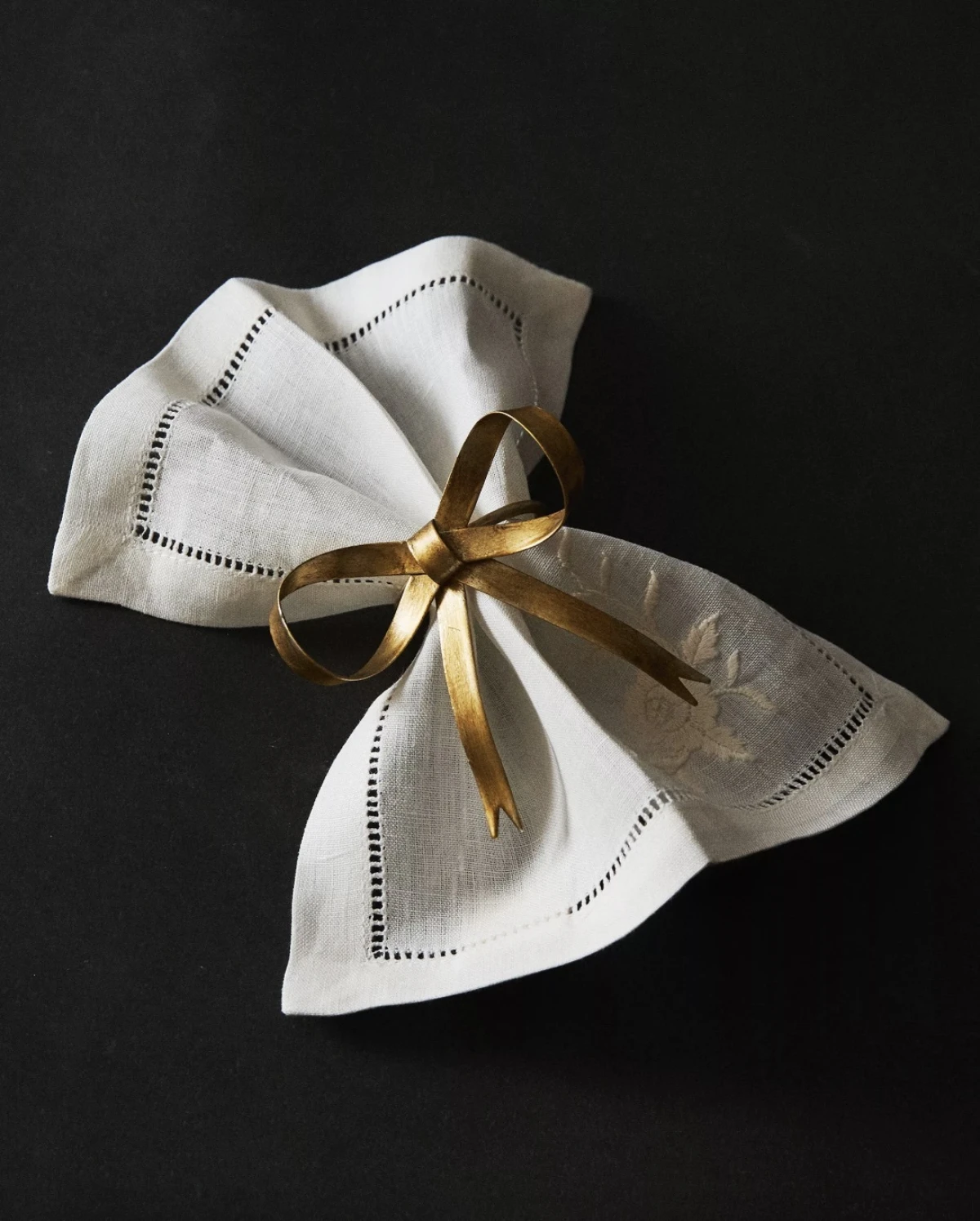 Božić nikad nije izgledao ljepše, a ovo su top detalji koje vrijedi uloviti u Zara Homeu