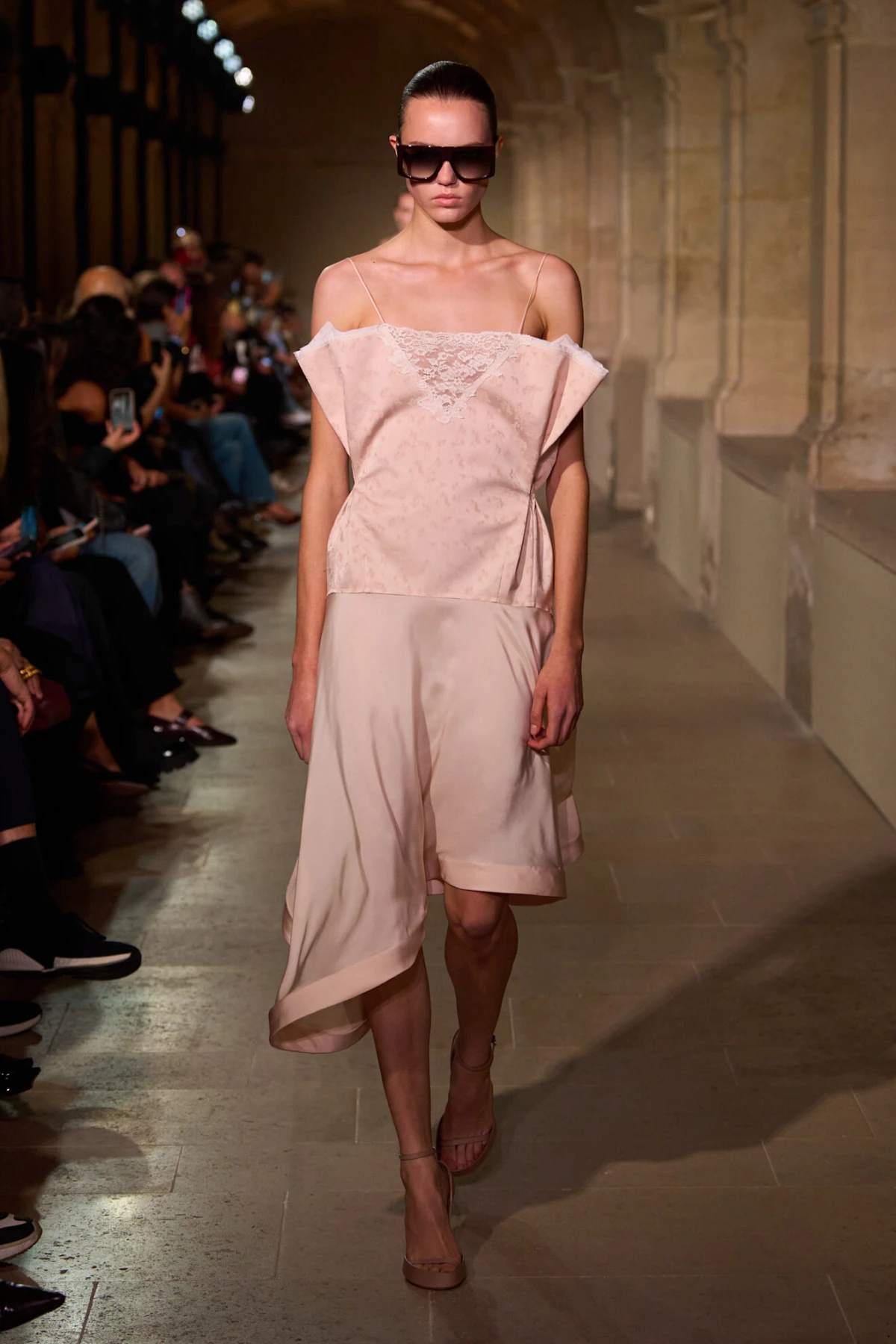 Pet trendova zbog kojih jedva čekamo proljeće 2026.