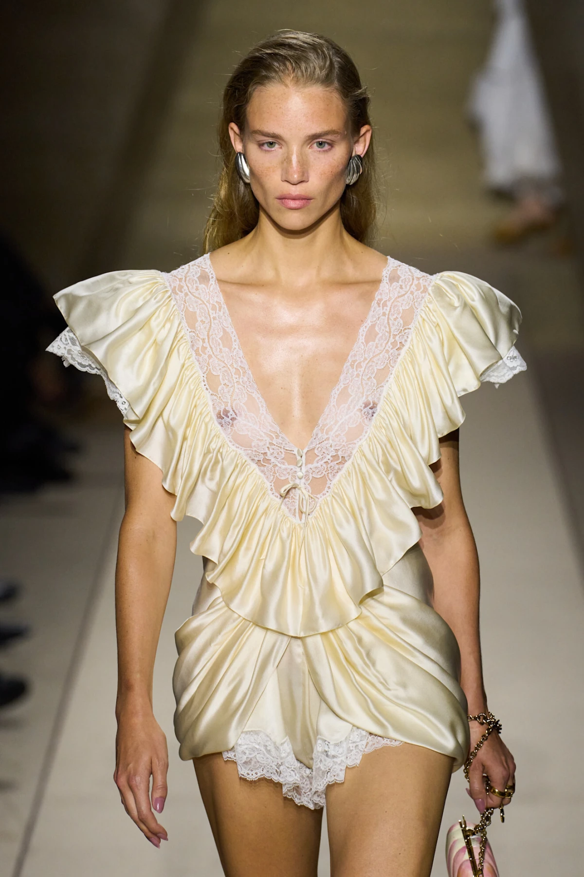 Pet trendova zbog kojih jedva čekamo proljeće 2026.