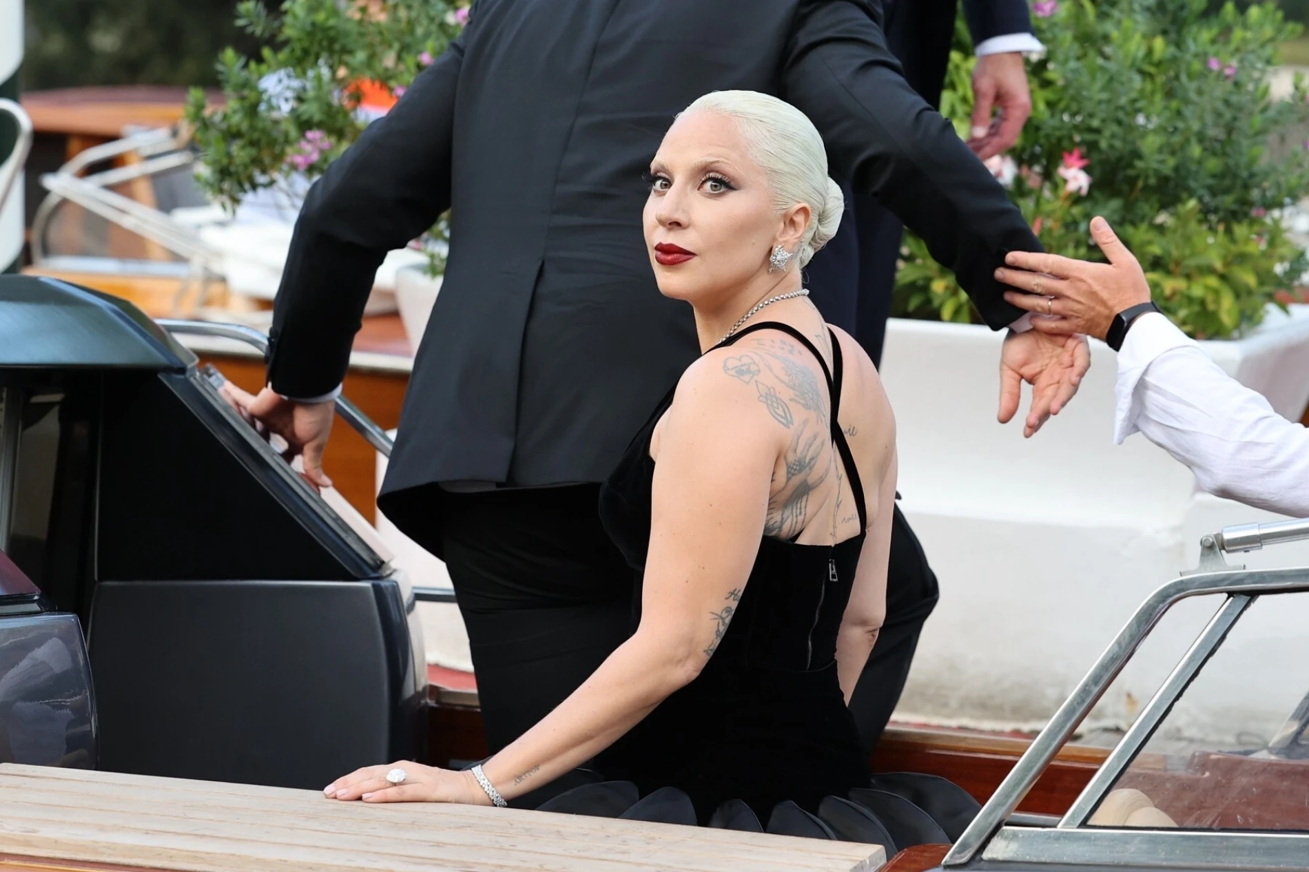 Lady Gaga: ‘’Donatella Versace me naučila kako biti dobra prema drugima’’