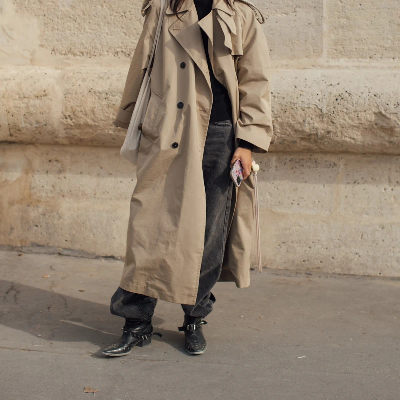 Ravne crne gležnjače su must have komad u ormaru, evo modela do 100 eura