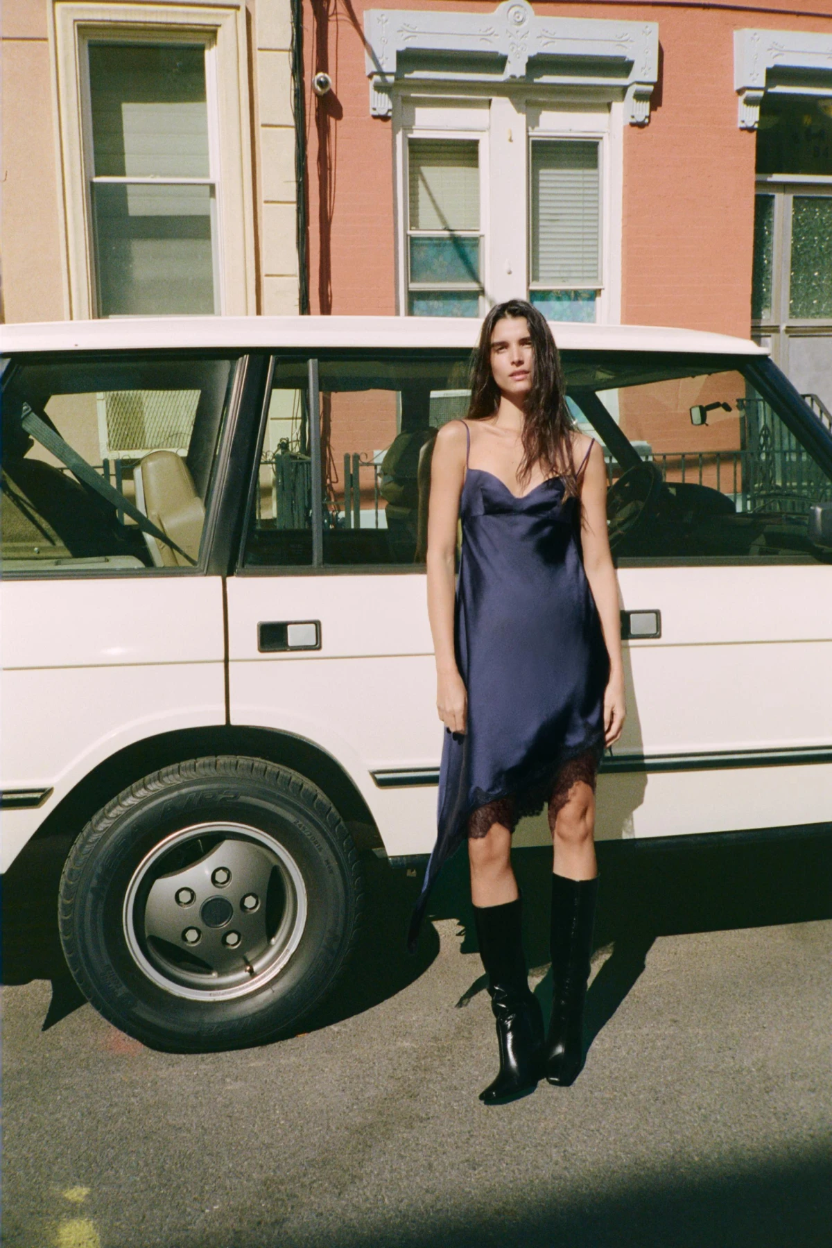 Zara je ponudu slip haljina s čipkom podigla na višu razinu