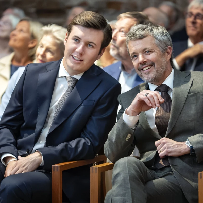 Rekli bismo da će krunski princ Danske uskoro dobiti titulu i najzgodnijeg princa