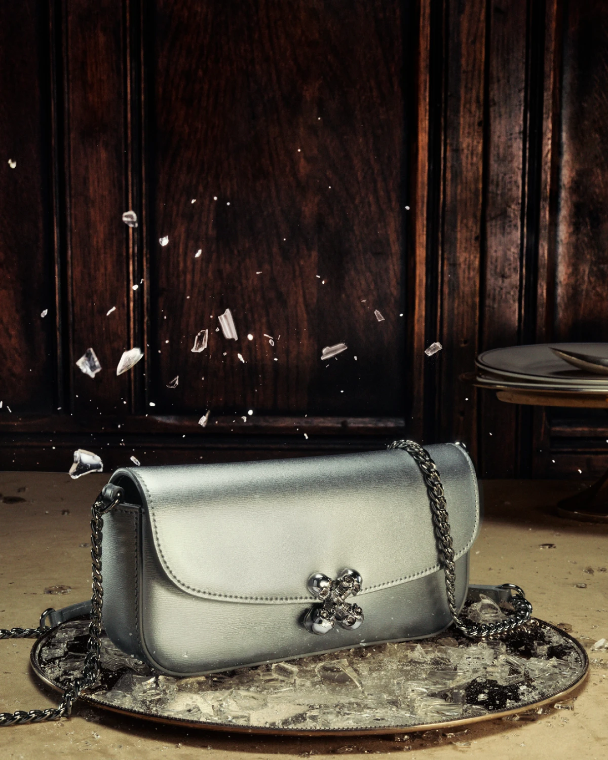 Zbog nove Alexander McQueen blagdanske kampanje jedva čekamo party sezonu